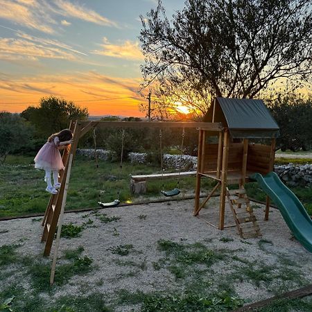 Relax And Unwind: Family-Friendly House Near Zadar In Zagrad别墅 外观 照片