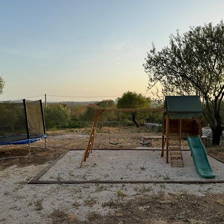 Relax And Unwind: Family-Friendly House Near Zadar In Zagrad别墅 外观 照片